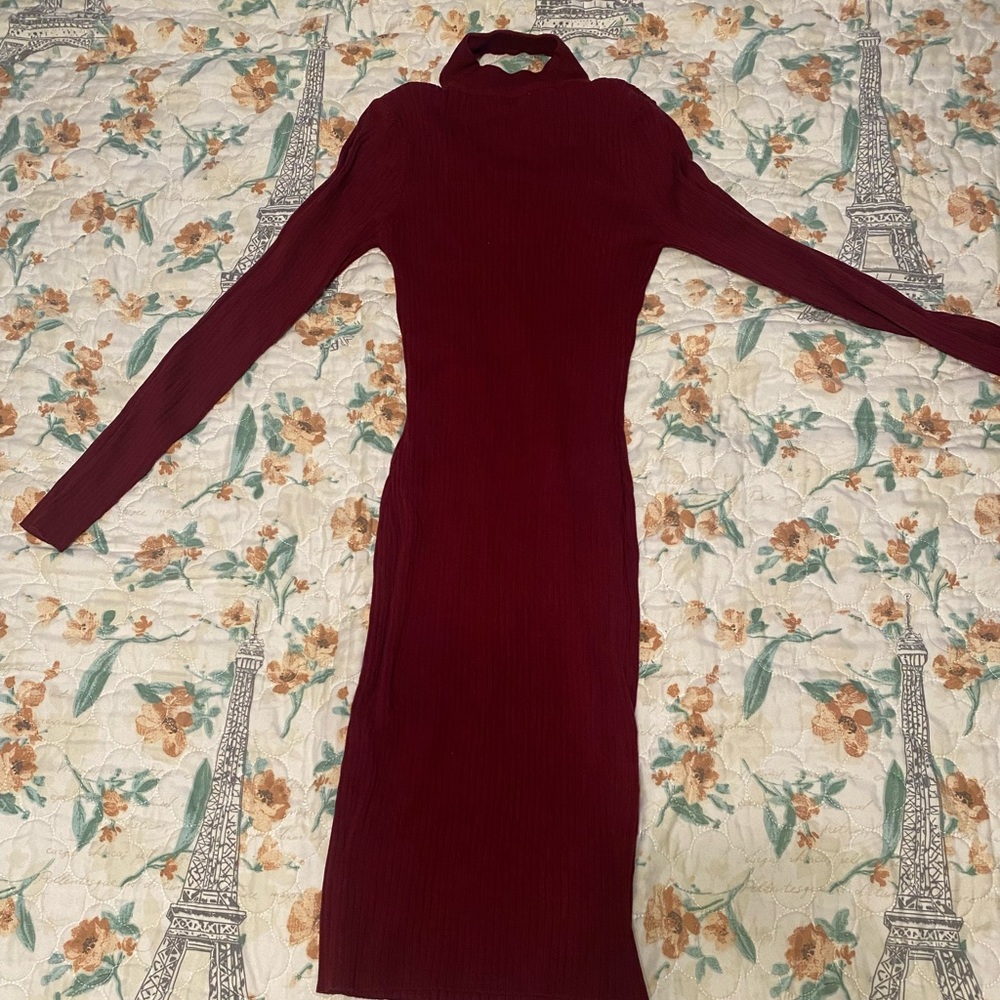Long sleeve dress from Windsor.